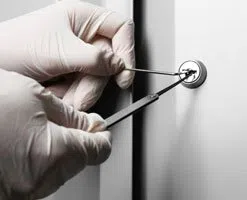 Lock Key Store Freehold, NJ 732-412-5603 - 14-Eviction-Locksmith